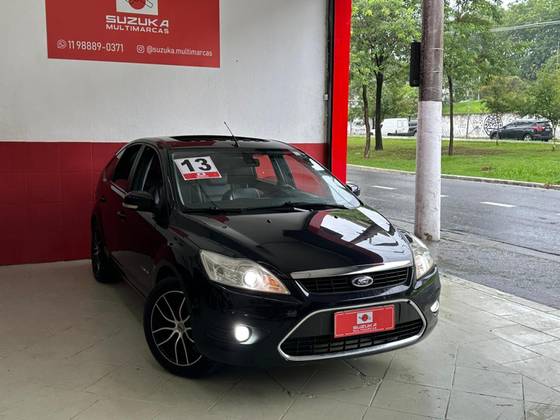 FORD FOCUS 2.0 TITANIUM HATCH 16V FLEX 4P AUTOMÁTICO FORD FOCUS 2.0 TITANIUM HATCH 16V FLEX 4P AUTOMÁTICO